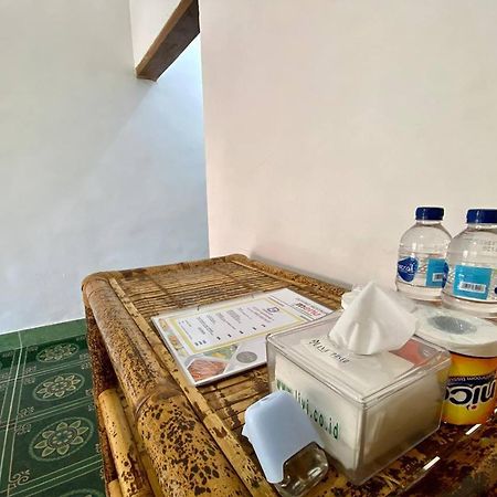 Duyung Rooms & Resto Gerupuk Bumbang Exterior foto